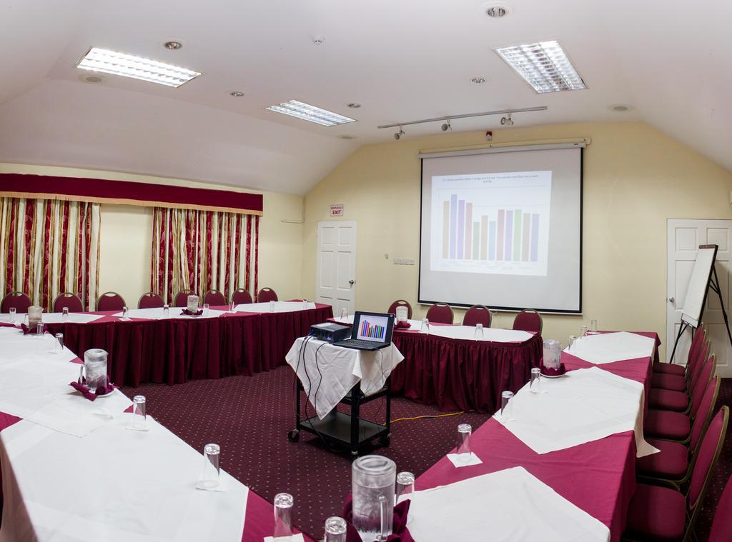 Bay Gardens Hotel Грос Айлет Екстериор снимка