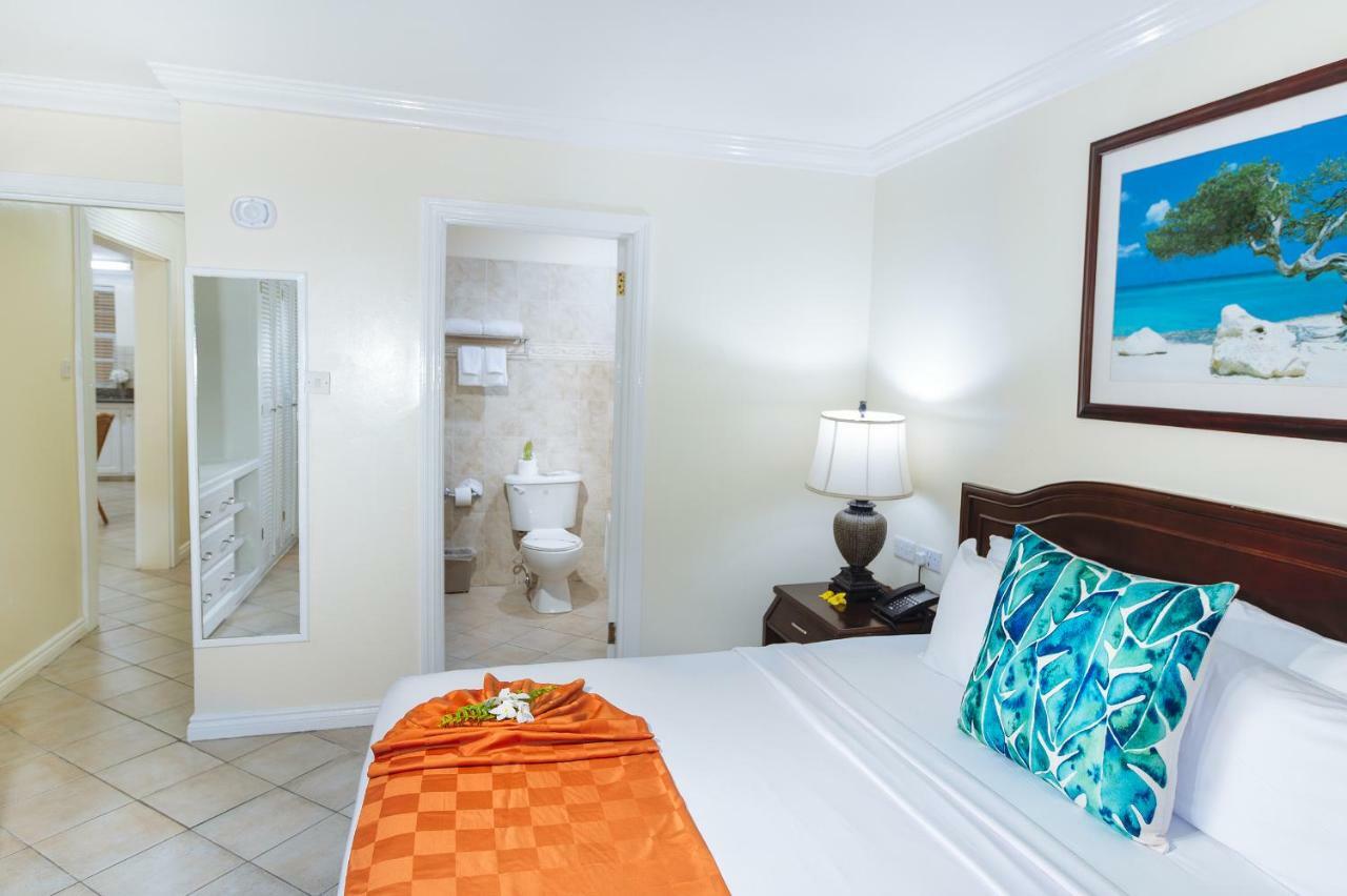 Bay Gardens Hotel Грос Айлет Екстериор снимка