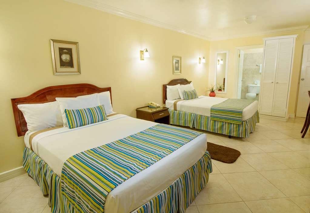 Bay Gardens Hotel Грос Айлет Стая снимка